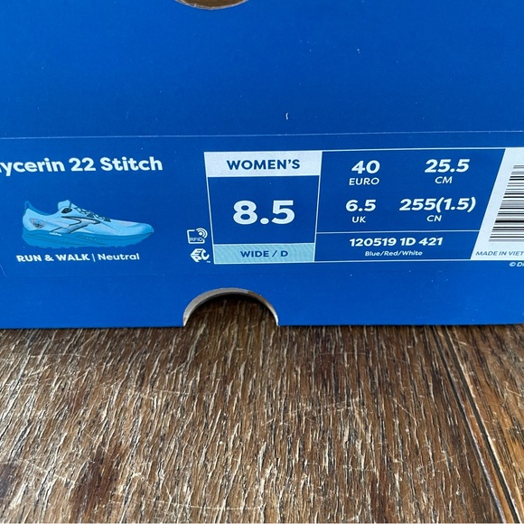 Brooks Women’s Glycerin Running Shoes - Disney’s Stitch - Picture 10 of 12